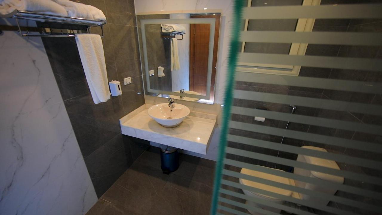 Villa 14 Suites 6th of October City ภายนอก รูปภาพ